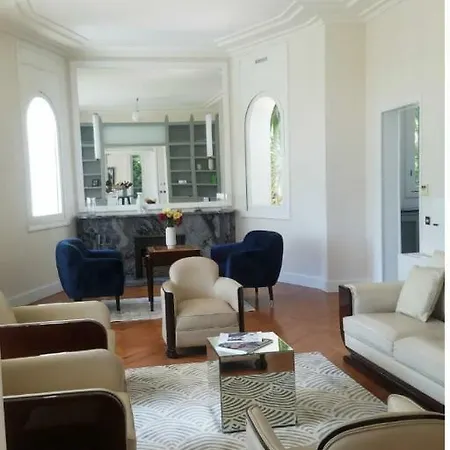 The Gatsby Mansion * אנטיב