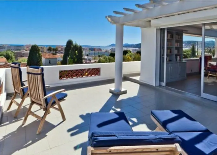 The Gatsby Mansion * Antibes