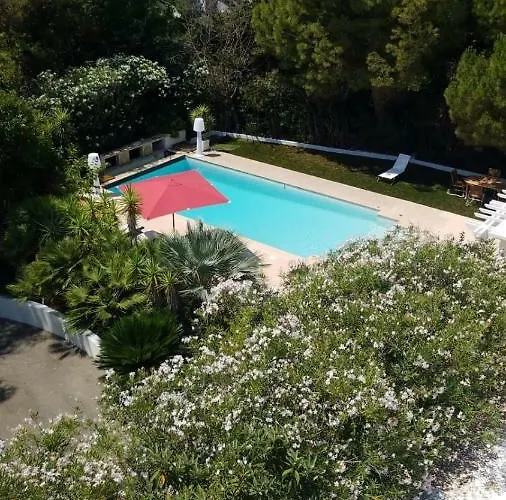 The Gatsby Mansion Villa *