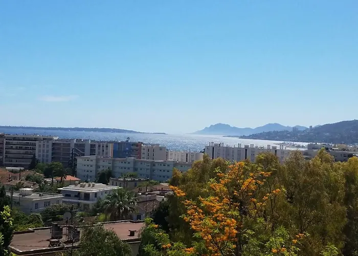 The Gatsby Mansion 昂蒂布